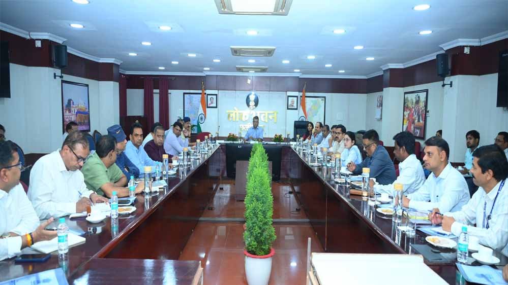 राष्ट्रपति द्रौपदी मुर्मू के छत्तीसगढ़ प्रवास की तैयारियों के संबंध में लोकभवन में बैठक आयोजित राष्ट्रपति द्रौपदी मुर्मू के छत्तीसगढ़ प्रवास की तैयारियों के संबंध में लोकभवन में बैठक आयोजित