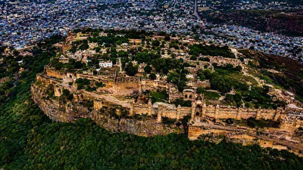 ग्वालियर में पर्यटन को मिलेगा बढ़ावा, फूलबाग एक्सपीरियंस जोन के विकास कार्यों ने पकड़ी रफ्तार ग्वालियर में पर्यटन को मिलेगा बढ़ावा, फूलबाग एक्सपीरियंस जोन के विकास कार्यों ने पकड़ी रफ्तार