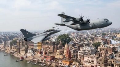 वाराणसी एयरशो में गरजेंगे तेजस, राफेल और सुखोई, 22, 24 और 25 अक्टूबर को दिखेगा वायुसेना का शौर्य वाराणसी एयरशो में गरजेंगे तेजस, राफेल और सुखोई, 22, 24 और 25 अक्टूबर को दिखेगा वायुसेना का शौर्य