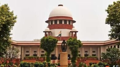 135 साल पुरानी लाइब्रेरी पर सुप्रीम कोर्ट ने लिया स्वत: संज्ञान, 8.5 लाख किताबों का क्या होगा? 135 साल पुरानी लाइब्रेरी पर सुप्रीम कोर्ट ने लिया स्वत: संज्ञान, 8.5 लाख किताबों का क्या होगा?