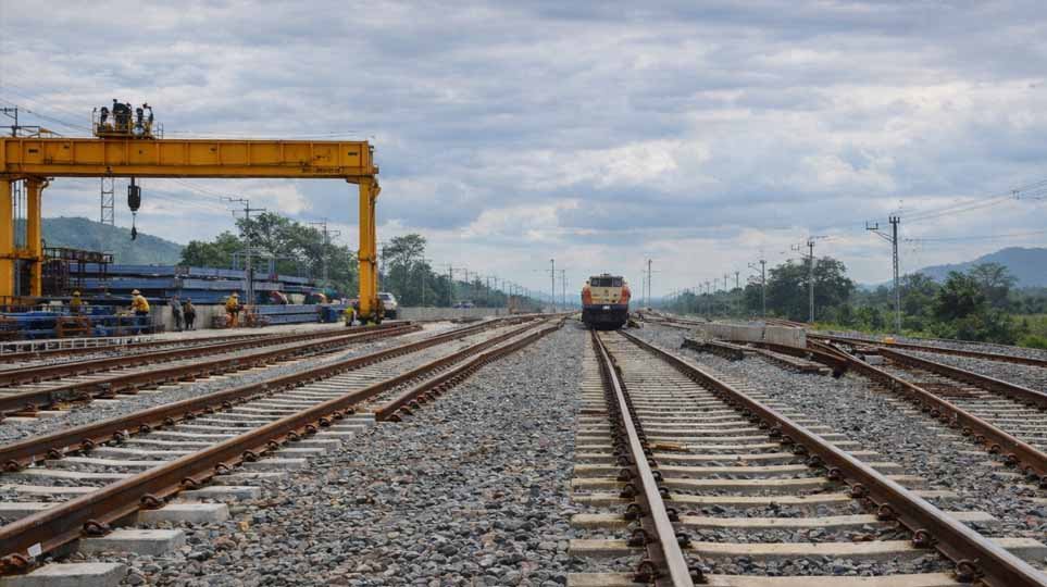 MP में ₹2,975 करोड़ से बनेगी 201.37 किमी लंबी नई रेल लाइन, 5 जिलों को मिलेगा फायदा MP में ₹2,975 करोड़ से बनेगी 201.37 किमी लंबी नई रेल लाइन, 5 जिलों को मिलेगा फायदा