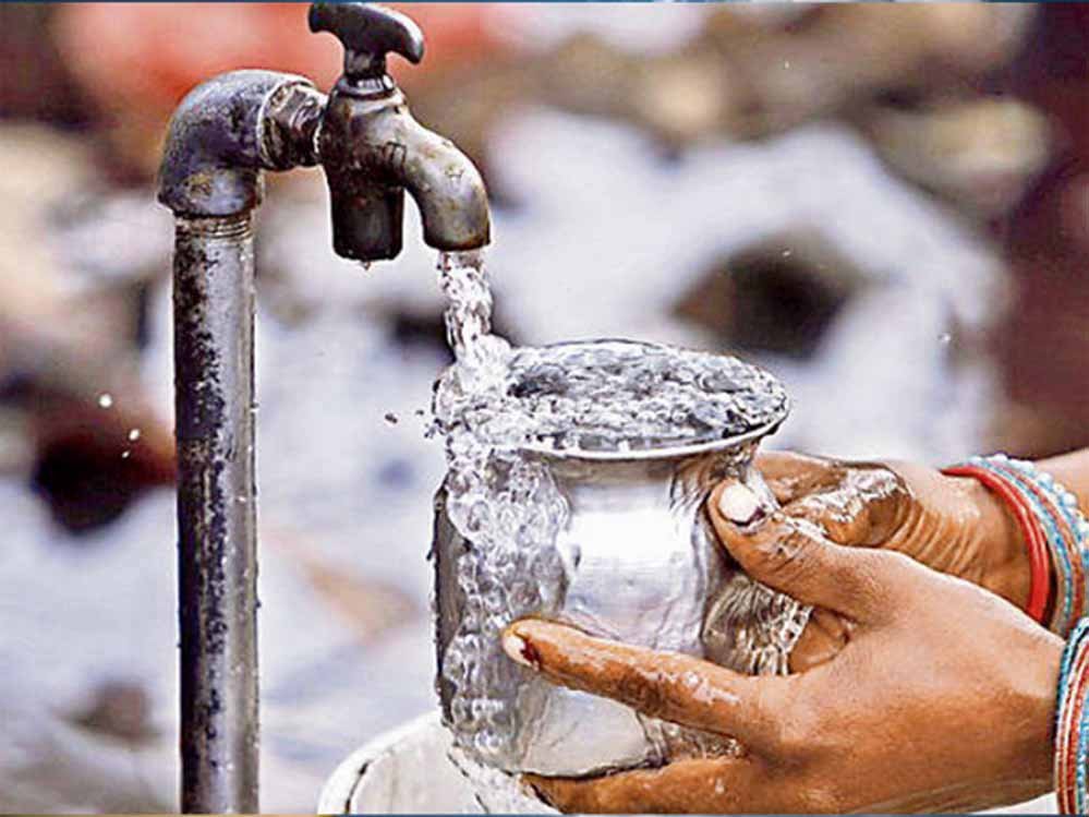 योगी सरकार का बड़ा फैसला, ग्रामीण पेयजल योजनाओं के लिए 1,242 करोड़ रुपये की दी स्वीकृति