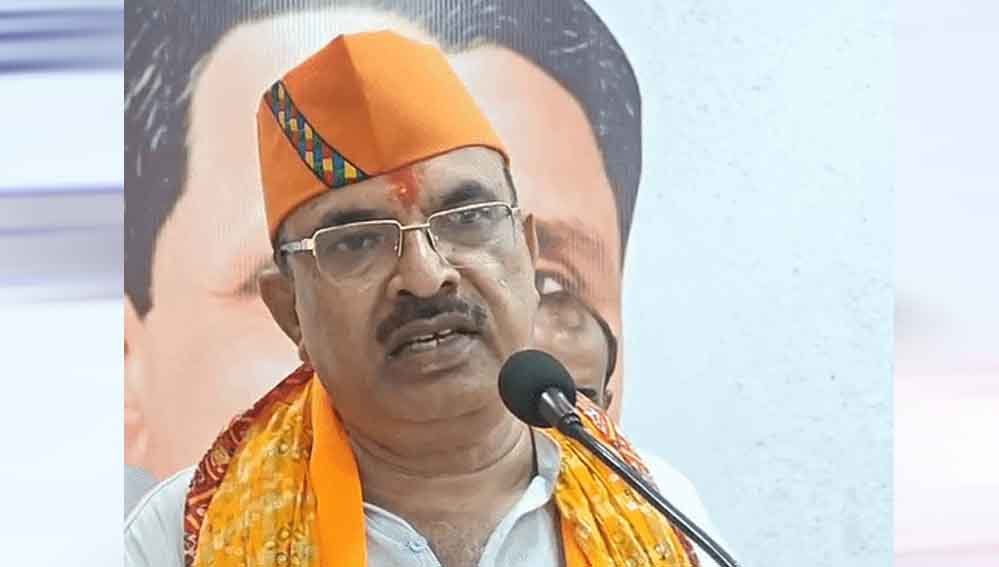 नवरात्र में देवी मंदिरों से अखिलेश ने बनाई दूरी, यह तुष्टिकरण की पराकाष्ठा: प्रकाश पाल नवरात्र में देवी मंदिरों से अखिलेश ने बनाई दूरी, यह तुष्टिकरण की पराकाष्ठा: प्रकाश पाल