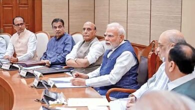 मोदी कैबिनेट का बड़ा फैसला, पेंशन योजनाओं से हटा इंदिरा गांधी का नाम मोदी कैबिनेट का बड़ा फैसला, पेंशन योजनाओं से हटा इंदिरा गांधी का नाम