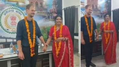 छत्तीसगढ़ की युवती ने नीदरलैंड के युवक से की शादी, जांजगीर कलेक्टर ऑफिस में रचाया विवाह छत्तीसगढ़ की युवती ने नीदरलैंड के युवक से की शादी, जांजगीर कलेक्टर ऑफिस में रचाया विवाह