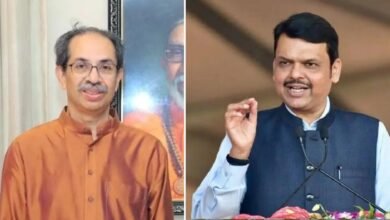 उद्धव ठाकरे पर फडणवीस का तंज, बोले- जो अपनी पार्टी नहीं संभाल पाए, वो क्या बदलेंगे?