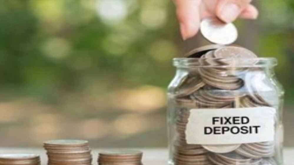 1 अक्टूबर से बदले 10 बड़े नियम, LPG सिलेंडर महंगा; डीजल-ATF पर टैक्स घटा 1 अक्टूबर से बदले 10 बड़े नियम, LPG सिलेंडर महंगा; डीजल-ATF पर टैक्स घटा