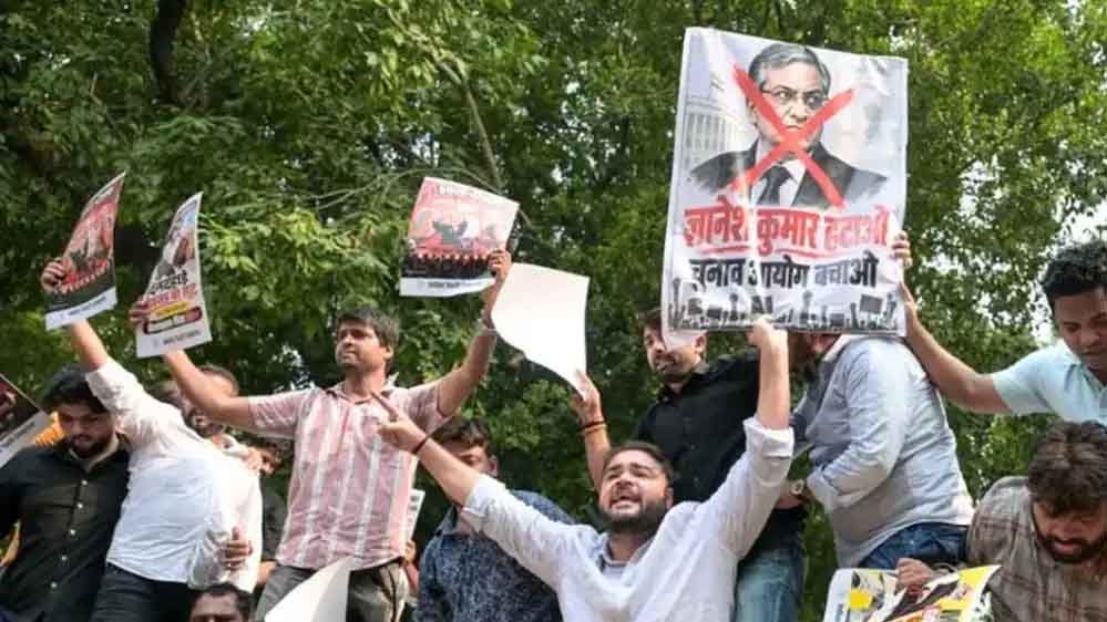 हार्वर्ड-MIT के 400 भारतवंशी चुनाव आयोग के समर्थन में आए, अभिजीत दीपके को जवाब हार्वर्ड-MIT के 400 भारतवंशी चुनाव आयोग के समर्थन में आए, अभिजीत दीपके को जवाब