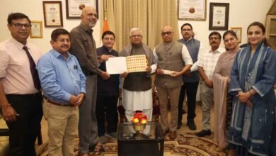 टी.बी. उन्मूलन प्रयासों के साथ नशा मुक्त भारत अभियान को भी जोड़े : राज्यपाल पटेल टी.बी. उन्मूलन प्रयासों के साथ नशा मुक्त भारत अभियान को भी जोड़े : राज्यपाल पटेल