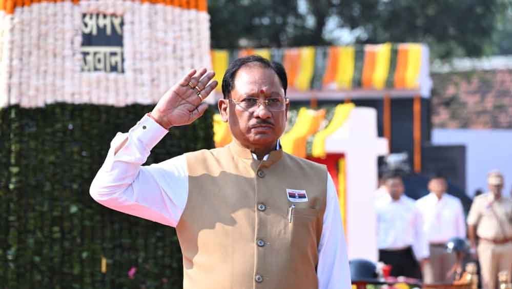 वीर जवानों के अदम्य साहस और सर्वोच्च बलिदान से छत्तीसगढ़ में शांति और सुरक्षा का नया अध्याय : मुख्यमंत्री श्री विष्णु देव साय वीर जवानों के अदम्य साहस और सर्वोच्च बलिदान से छत्तीसगढ़ में शांति और सुरक्षा का नया अध्याय : मुख्यमंत्री श्री विष्णु देव साय