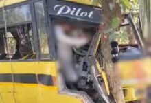छत्तीसगढ़ में भीषण बस हादसा, पेड़ से टकराने पर 6  यात्रियों की मौत, 32 घायल