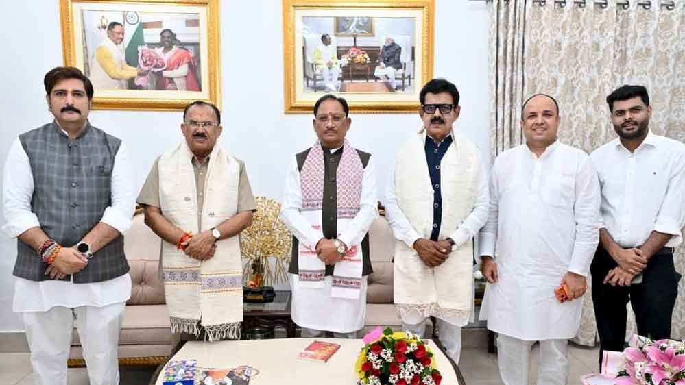 मुख्यमंत्री विष्णु देव साय से राजस्थान विधानसभा अध्यक्ष वासुदेव देवनानी ने की सौजन्य भेंट मुख्यमंत्री विष्णु देव साय से राजस्थान विधानसभा अध्यक्ष वासुदेव देवनानी ने की सौजन्य भेंट