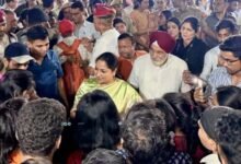 दिल्ली CM रेखा गुप्ता का मुखर्जी नगर में औचक निरीक्षण, छात्रों ने बताईं PG किराए और लाइब्रेरी की समस्याएं