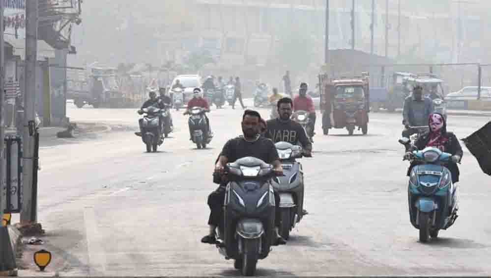 उत्तर-पश्चिमी हवाओं से इंदौर में बढ़ी ठंड, 10 साल में सबसे कम रहा तापमान उत्तर-पश्चिमी हवाओं से इंदौर में बढ़ी ठंड, 10 साल में सबसे कम रहा तापमान