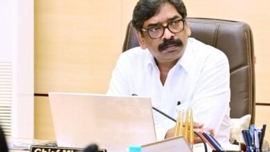 लातेहार में आदिवासी महिला से कथित मारपीट, CM हेमंत सोरेन ने दिए जांच और कार्रवाई के निर्देश लातेहार में आदिवासी महिला से कथित मारपीट, CM हेमंत सोरेन ने दिए जांच और कार्रवाई के निर्देश