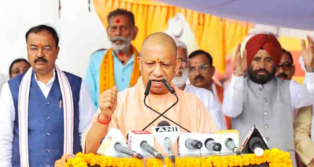 जातिवाद और जिन्नावाद का मुकाबला मिलकर करना होगा: मुख्यमंत्री योगी आदित्यनाथ जातिवाद और जिन्नावाद का मुकाबला मिलकर करना होगा: मुख्यमंत्री योगी आदित्यनाथ