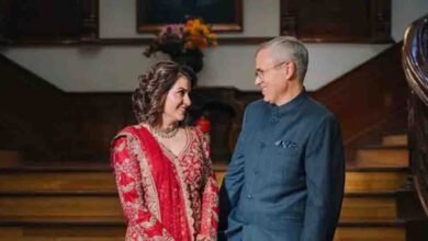 उमर अब्दुल्ला ने वरिष्ठ पत्रकार से रचाई शादी, सोशल मीडिया पर साझा की तस्वीरें उमर अब्दुल्ला ने वरिष्ठ पत्रकार से रचाई शादी, सोशल मीडिया पर साझा की तस्वीरें