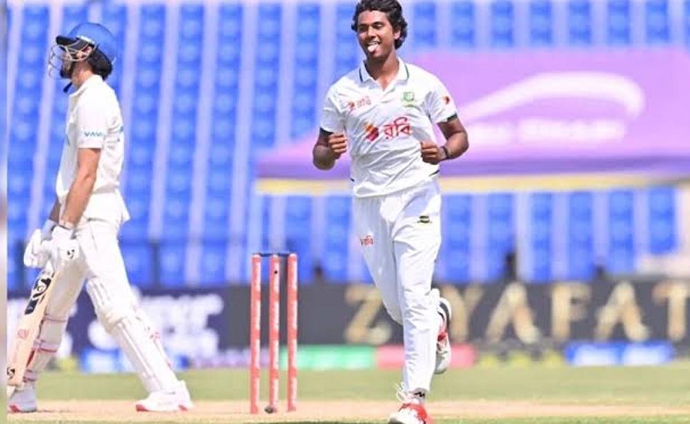 हसन महमूद ने टेस्ट क्रिकेट में रचा इतिहास, हैट्रिक लेने वाले बांग्लादेश के पहले तेज गेंदबाज बने हसन महमूद ने टेस्ट क्रिकेट में रचा इतिहास, हैट्रिक लेने वाले बांग्लादेश के पहले तेज गेंदबाज बने