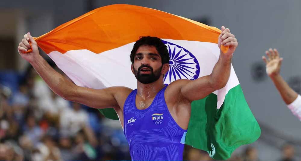 10 साल की उम्र में मां, एक साल बाद पिता को खोया, अब एशियन गेम्स में अमन सहरावत ने जीता GOLD 10 साल की उम्र में मां, एक साल बाद पिता को खोया, अब एशियन गेम्स में अमन सहरावत ने जीता GOLD