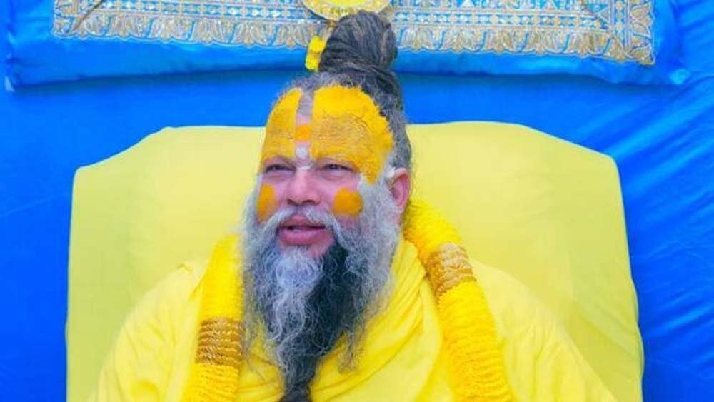प्रेमानंद महाराज का आश्रम फिर सवालों के घेरे में, 17 वर्षीय किशोर लापता; परिजन धरने पर बैठे प्रेमानंद महाराज का आश्रम फिर सवालों के घेरे में, 17 वर्षीय किशोर लापता; परिजन धरने पर बैठे