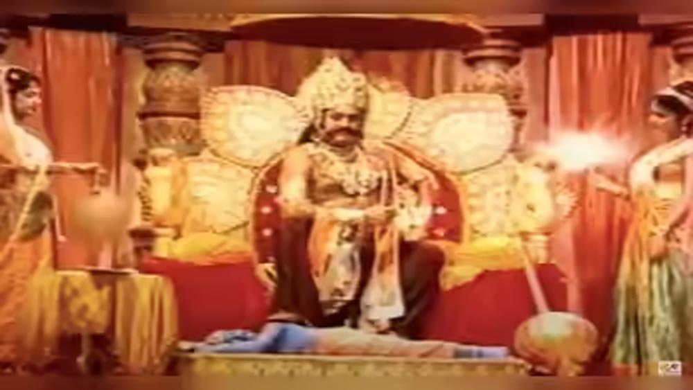 दशहरा 2026: रावण ने शनिदेव को क्यों बनाया था बंदी? जानिए हनुमान जी ने कैसे कराया मुक्त दशहरा 2026: रावण ने शनिदेव को क्यों बनाया था बंदी? जानिए हनुमान जी ने कैसे कराया मुक्त