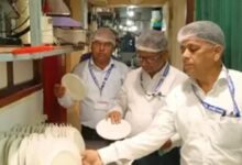 पटना में पिस्ता हाउस पर छापा, 58.5 किलो ड्राय फ्रूट्स जब्त; एक्सपायरी मसालों के 117 पैकेट नष्ट