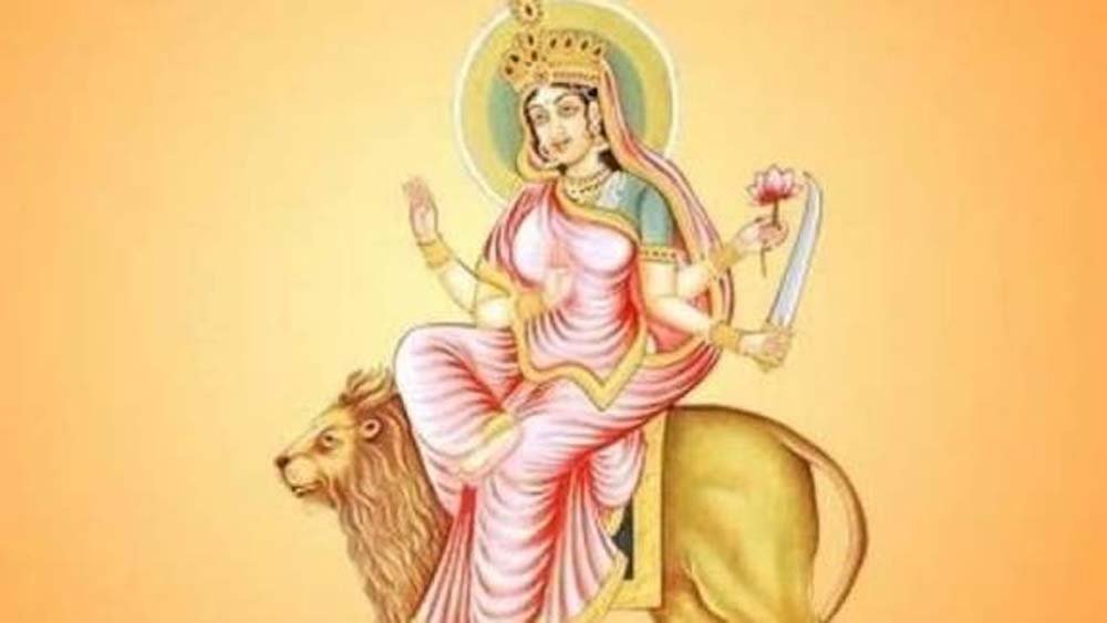 नवरात्रि के छठे दिन मां कात्यायनी की पूजा, जानें शुभ मुहूर्त, विधि और मंत्र नवरात्रि के छठे दिन मां कात्यायनी की पूजा, जानें शुभ मुहूर्त, विधि और मंत्र