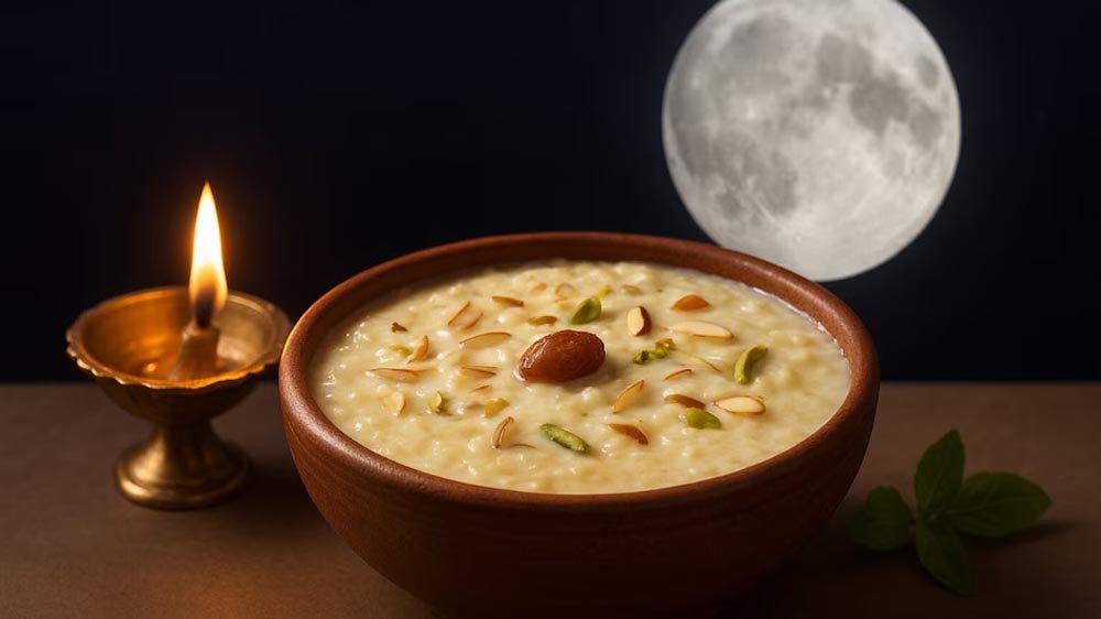 शरद पूर्णिमा 2026: 25 अक्टूबर को रखें खीर, जानें पूजा का शुभ समय और मां लक्ष्मी की आराधना का महत्व