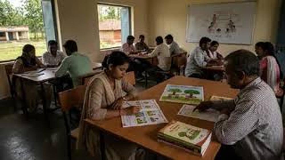 झारखंड के शिक्षक प्रशिक्षण संस्थानों में खाली पदों पर केंद्र सख्त, तुरंत भर्ती के आदेश झारखंड के शिक्षक प्रशिक्षण संस्थानों में खाली पदों पर केंद्र सख्त, तुरंत भर्ती के आदेश