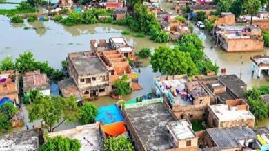 Bihar Flood: बिहार में बाढ़ का रौद्र रूप, 6 जिलों में हालात भयावह; डूबने से 20 लोगों की मौत Bihar Flood: बिहार में बाढ़ का रौद्र रूप, 6 जिलों में हालात भयावह; डूबने से 20 लोगों की मौत