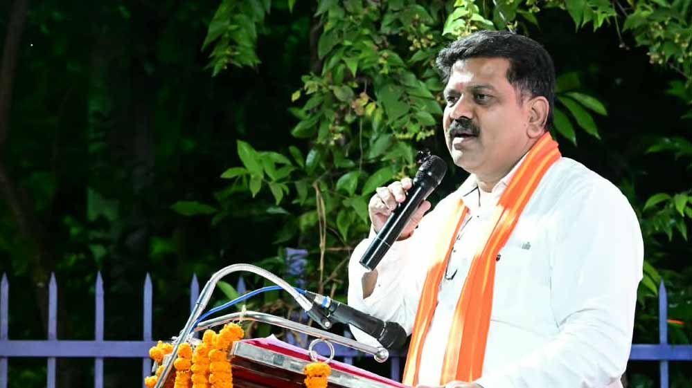 पत्रकार स्व. पंकज शर्मा की प्रतिमा का उप मुख्यमंत्री विजय शर्मा ने किया अनावरण, पत्रकारिता में योगदान को किया याद पत्रकार स्व. पंकज शर्मा की प्रतिमा का उप मुख्यमंत्री विजय शर्मा ने किया अनावरण, पत्रकारिता में योगदान को किया याद
