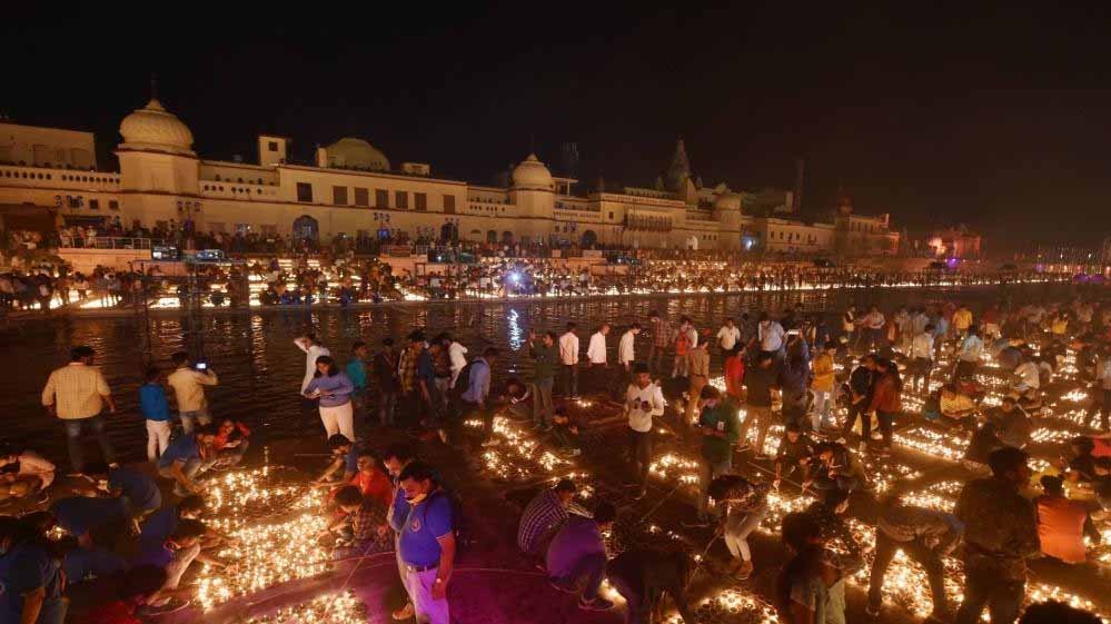 दीपोत्सव-2026 में दमकेगी रामनगरी, प्रमुख मार्गों से घाट तक दिखेगी आस्था की भव्य तस्वीर दीपोत्सव-2026 में दमकेगी रामनगरी, प्रमुख मार्गों से घाट तक दिखेगी आस्था की भव्य तस्वीर