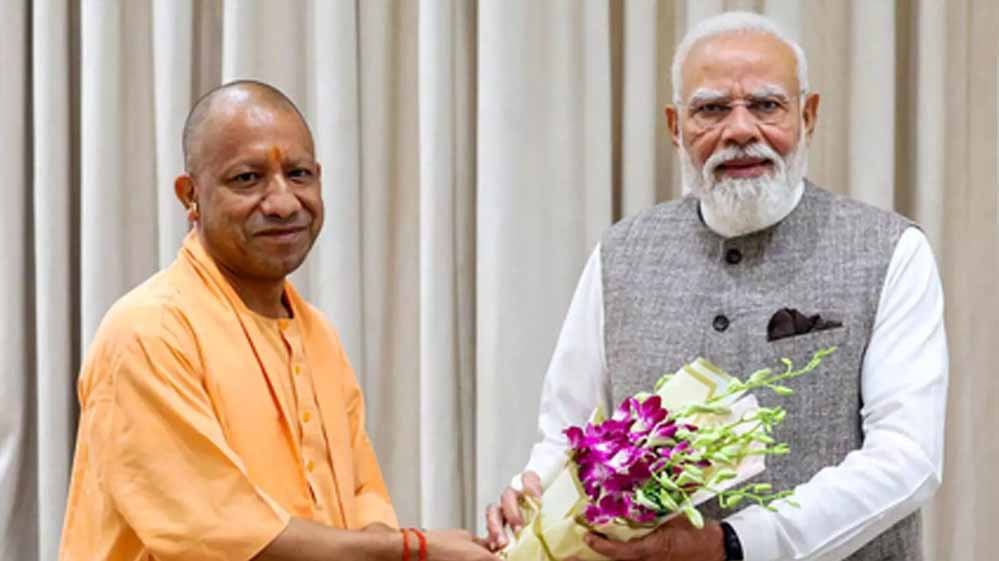 गांव से ग्लोबल तक की यात्रा है प्रधानमंत्री मोदी की 25 वर्षों की सेवा: मुख्यमंत्री योगी गांव से ग्लोबल तक की यात्रा है प्रधानमंत्री मोदी की 25 वर्षों की सेवा: मुख्यमंत्री योगी