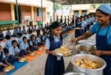 धनबाद में मिड-डे मील भुगतान के नियम बदले, स्कूलों को अलग-अलग जमा करने होंगे राशन, सब्जी और गैस के बिल