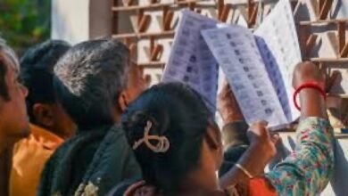 पाकुड़ में 12 से 16 अक्टूबर तक घर-घर पहुंचेगा प्रशासन, मतदाता सूची में नाम जोड़ने का चलेगा अभियान पाकुड़ में 12 से 16 अक्टूबर तक घर-घर पहुंचेगा प्रशासन, मतदाता सूची में नाम जोड़ने का चलेगा अभियान