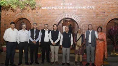 बस्तर में पुनर्वास और स्वावलंबन की मिसाल बना ‘पण्डुम कैफ़े’, केंद्रीय सहकारिता सचिव ने की सराहना बस्तर में पुनर्वास और स्वावलंबन की मिसाल बना ‘पण्डुम कैफ़े’, केंद्रीय सहकारिता सचिव ने की सराहना