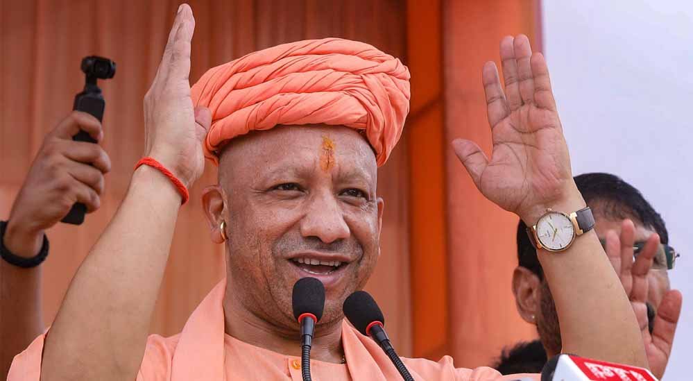 योगी सरकार ने 455 लेखपालों को दी पदोन्नति, बने राजस्व निरीक्षक