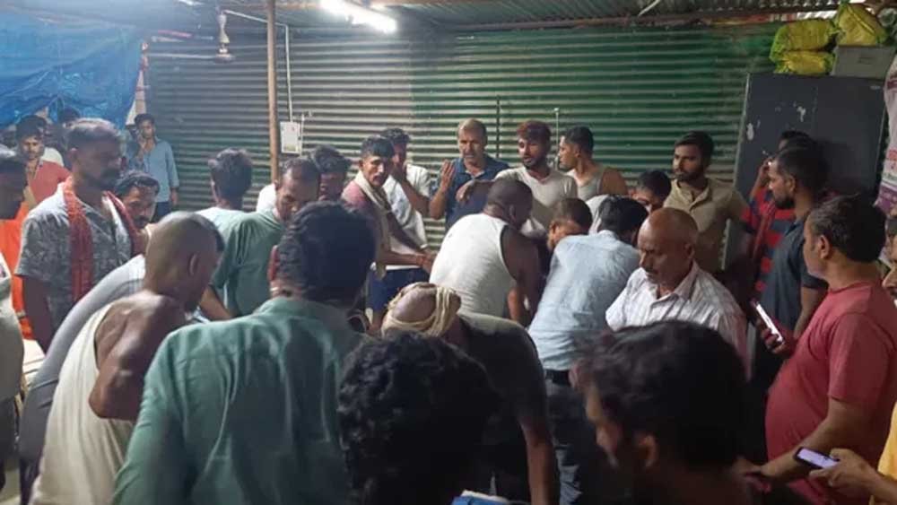 बिहार के वैशाली में बड़ा हादसा, बच्चों से भरी नाव नदी में डूबी; 8 मासूमों की मौत बिहार के वैशाली में बड़ा हादसा, बच्चों से भरी नाव नदी में डूबी; 8 मासूमों की मौत