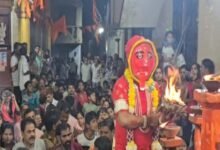 खप्पर यात्रा में आधी रात तलवार लेकर निकलीं देवी, डिप्टी CM विजय शर्मा ने किए दर्शन