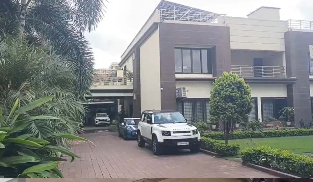 छत्तीसगढ़ में कोयला, सराफा और रियल एस्टेट कारोबारियों के ठिकानों पर ACB/EOW की छापेमारी छत्तीसगढ़ में कोयला, सराफा और रियल एस्टेट कारोबारियों के ठिकानों पर ACB/EOW की छापेमारी