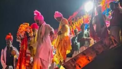 बस्तर दशहरा में रथ चोरी की अनोखी परंपरा, छिपा है समानता का संदेश बस्तर दशहरा में रथ चोरी की अनोखी परंपरा, छिपा है समानता का संदेश