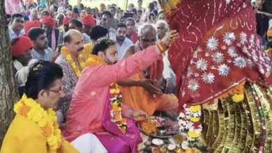 बस्तर दशहरा: बेल फल भेंटकर देवी-देवताओं को दिया जाएगा न्योता बस्तर दशहरा: बेल फल भेंटकर देवी-देवताओं को दिया जाएगा न्योता