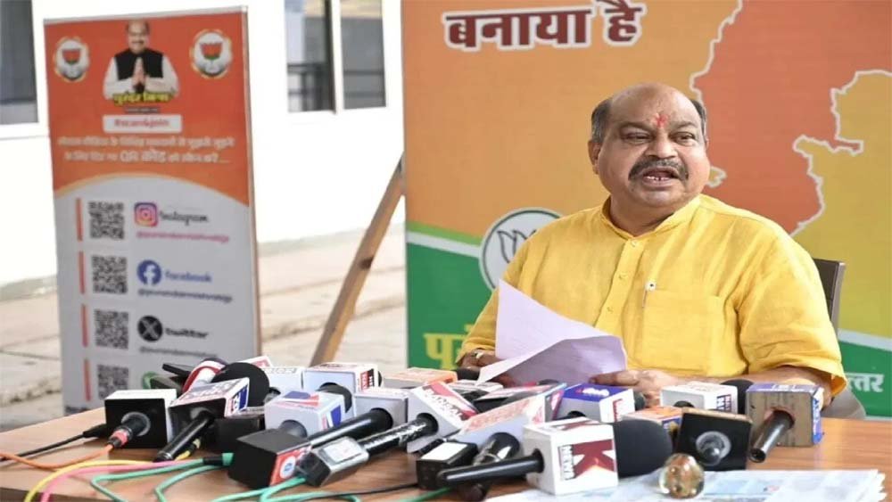 SIR को लेकर भाजपा विधायक पुरंदर मिश्रा का कांग्रेस पर तंज, बोले- दिल्ली बैठक में दोबारा विरोध क्यों? SIR को लेकर भाजपा विधायक पुरंदर मिश्रा का कांग्रेस पर तंज, बोले- दिल्ली बैठक में दोबारा विरोध क्यों?