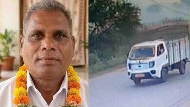 CG में दर्दनाक हादसा, पिकअप की टक्कर से विधायक मोहले के भाई समेत 3 की मौत CG में दर्दनाक हादसा, पिकअप की टक्कर से विधायक मोहले के भाई समेत 3 की मौत