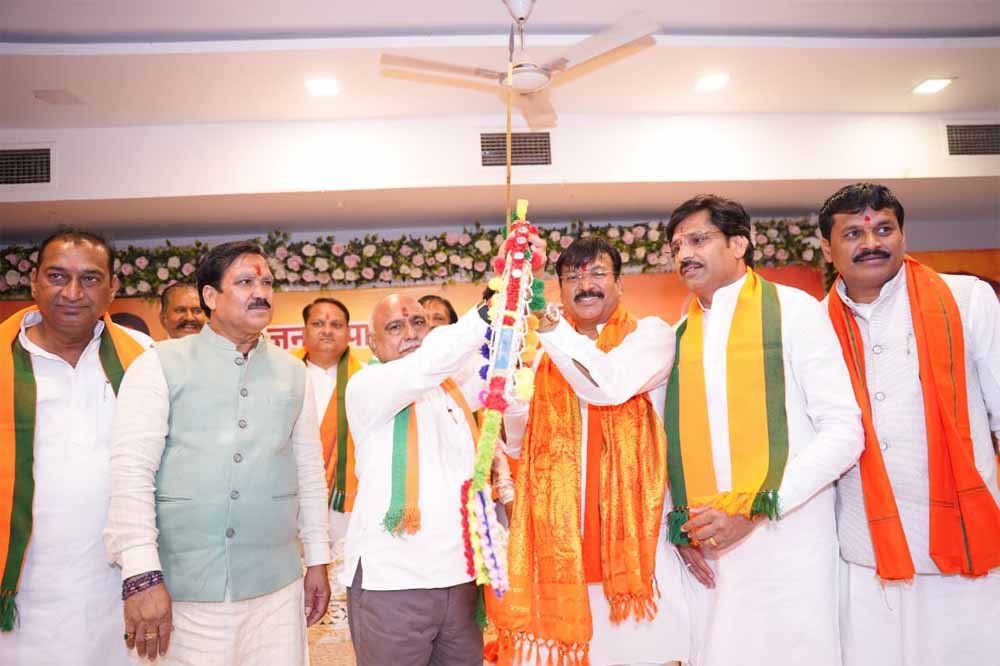 आगामी चुनावों में अपने जिले की सभी विधानसभा सीटें जीतने के लक्ष्य के साथ जुटें कार्यकर्ता – हेमंत खण्डेलवाल