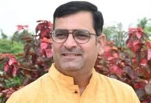 पारिवारिक हकत्याग की रजिस्ट्री में अभिलाष को मिली 46,846 रुपये की राहत, बचत की पूरी राशि बहनों को दी उपहार में