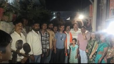 नवरात्रि के पावन अवसर पर जामुल के वार्ड 18 को मिली बड़ी सौगात, अध्यक्ष निधि से बोर खनन का हुआ शुभारंभ नवरात्रि के पावन अवसर पर जामुल के वार्ड 18 को मिली बड़ी सौगात, अध्यक्ष निधि से बोर खनन का हुआ शुभारंभ