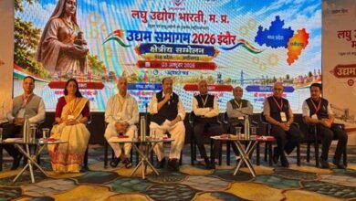 निजी औद्योगिक क्षेत्र विकसित करने पर राज्य सरकार उद्यमियों को 800 रुपये वर्ग फीट की दर से देगी अनुदान : मंत्री काश्यप निजी औद्योगिक क्षेत्र विकसित करने पर राज्य सरकार उद्यमियों को 800 रुपये वर्ग फीट की दर से देगी अनुदान : मंत्री काश्यप