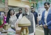 प्रधानमंत्री श्री नरेन्द्र मोदी ने छत्तीसगढ़ के स्टाल की सराहना की