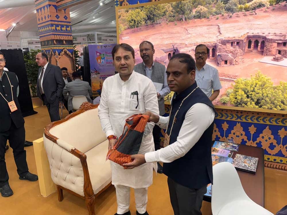 मध्यप्रदेश ट्रैवल मार्ट में छत्तीसगढ़ पर्यटन की प्रभावशाली उपस्थिति, अंतर्राज्यीय पर्यटन सहयोग को मिला नया आयाम मध्यप्रदेश ट्रैवल मार्ट में छत्तीसगढ़ पर्यटन की प्रभावशाली उपस्थिति, अंतर्राज्यीय पर्यटन सहयोग को मिला नया आयाम